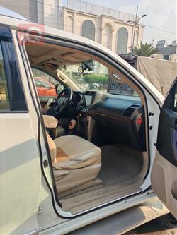 تۆیۆتا لاندكروزر پرادۆ